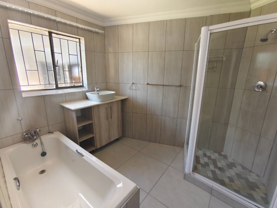 To Let 4 Bedroom Property for Rent in Bayswater Free State